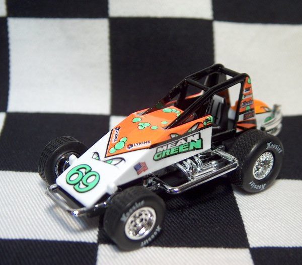 sprint car diecast 1 64